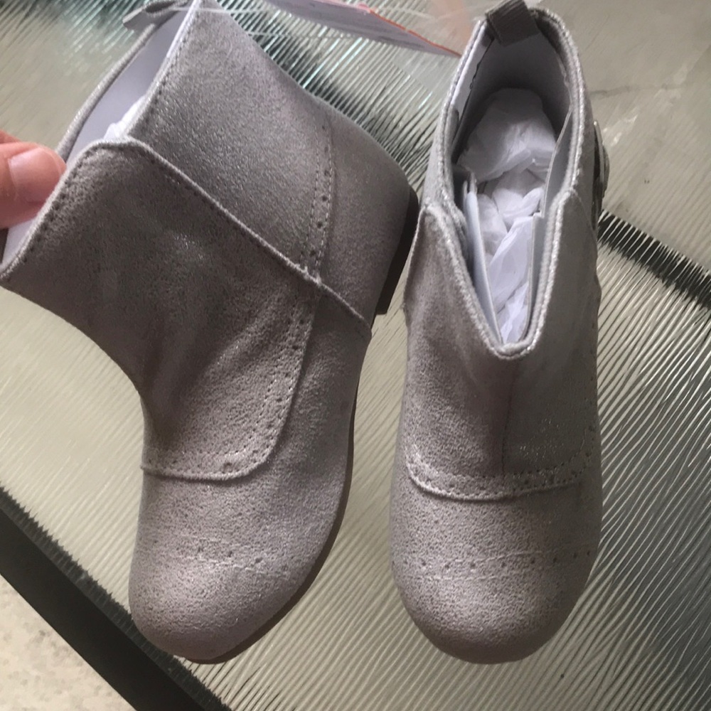NWT Gymboree Silver Booties 9